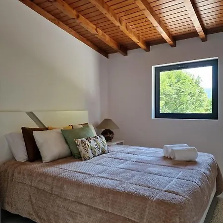 A Quinta Do Refugio Farm stay