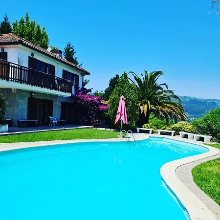 A Quinta Do Refugio Farm stay *